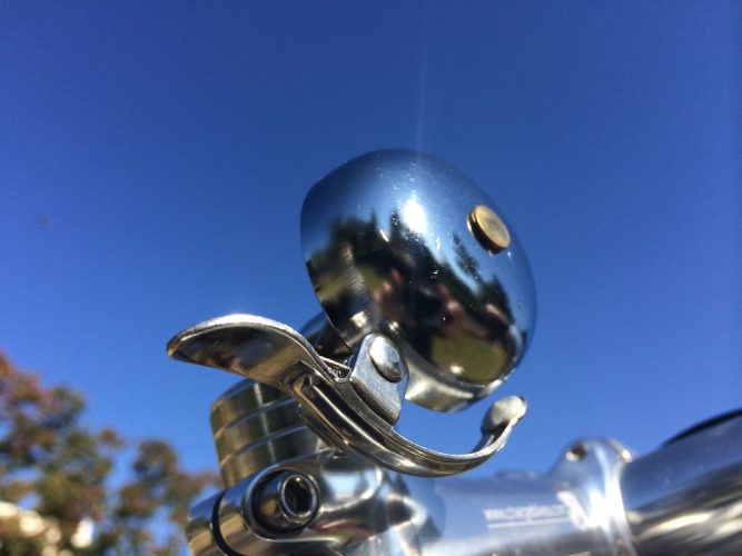 国産の音色をお届けする「扇ベル」の「アヘッドキャップベル ブ…