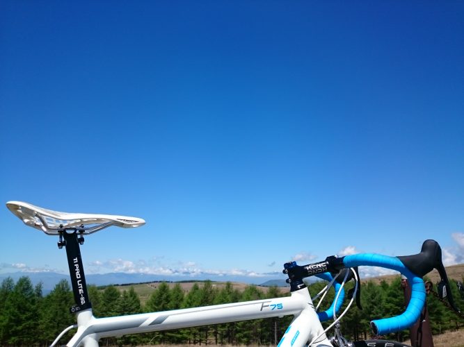 ロードの軽量化ならコレ！KCNC軽量化三種の神器