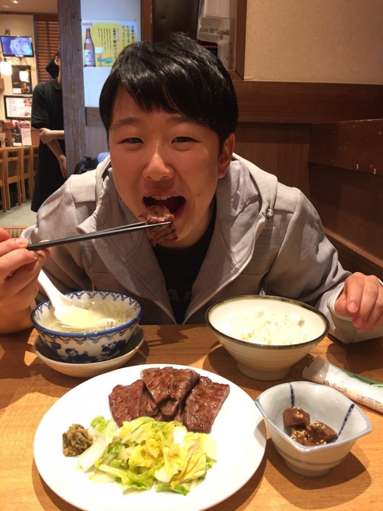 全日本選手権トラック　梶原悠未