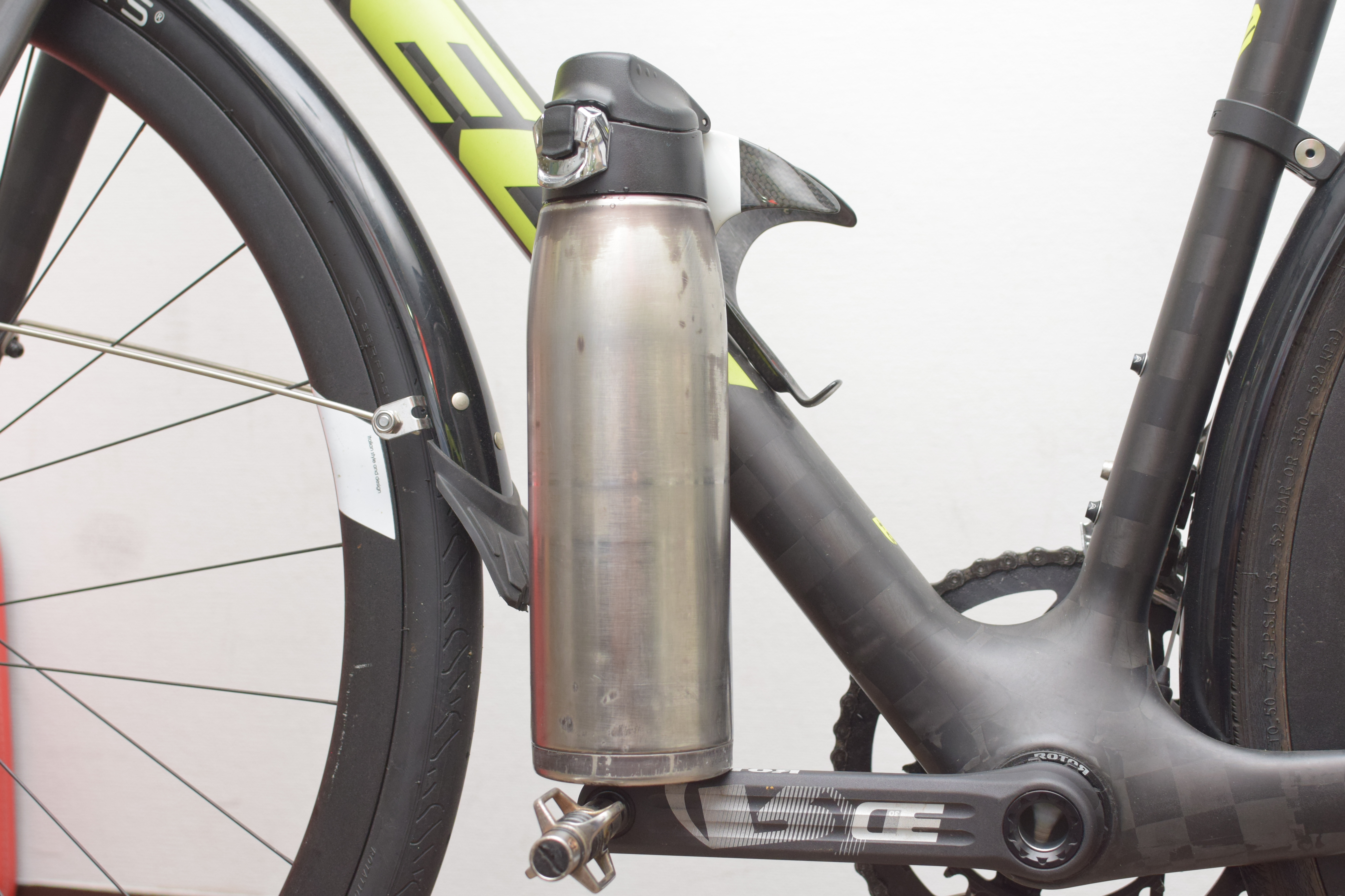 ドリンクホルダー 黒 ボトルケージ 自転車 マウンテンバイク ペットボトル アクセサリー