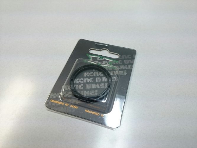 ステム交換やコラムカットでヘッドのガタが出た時の解消方法とK…