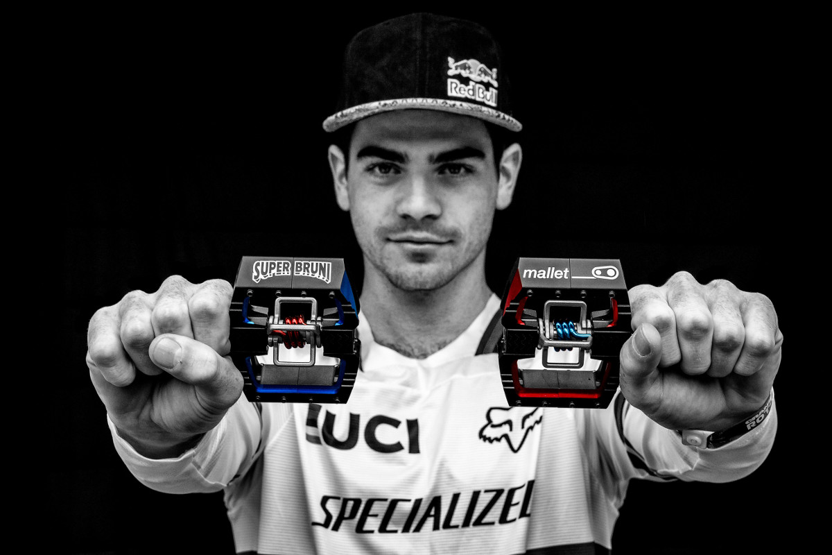 クランクブラザーズ「マレット DH スーパー・ブルーニ・エディション