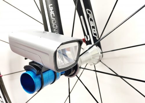 真っ暗な朝練にオススメの自転車用ヘッドライト　オウルアイのワ…