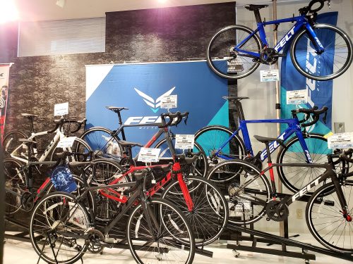 ワイズロード横浜にてFELTを常設展示中