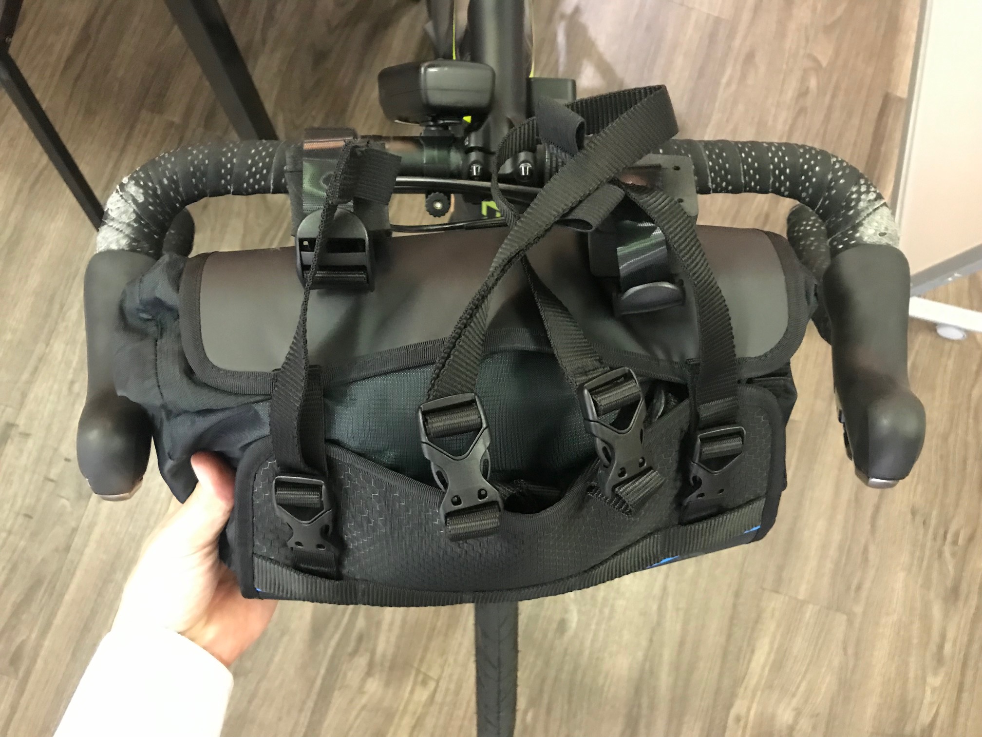 自転車通勤におすすめのハンドルバーバッグ フロントフェローBSB-141
