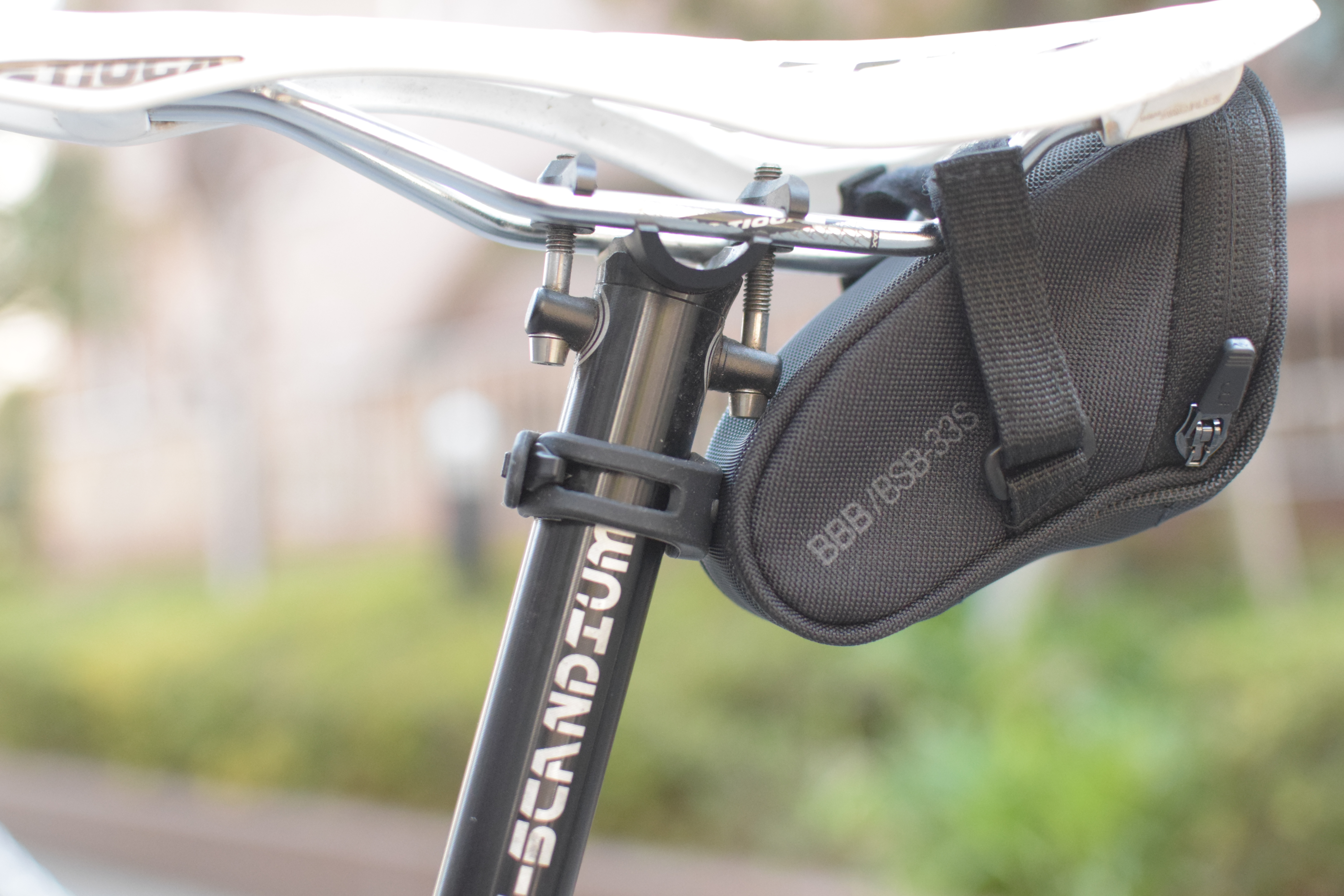 2,200円で買える本格ロードバイク用サドルバッグ BBB「スピードパック」 2,200円で買える本格ロードバイク用サドルバッグ BBB「スピードパック」