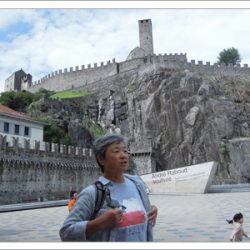 プロジェクト135パート2　第1回 ベリンツオーナ旧市街にある3つの城、要塞及び城壁