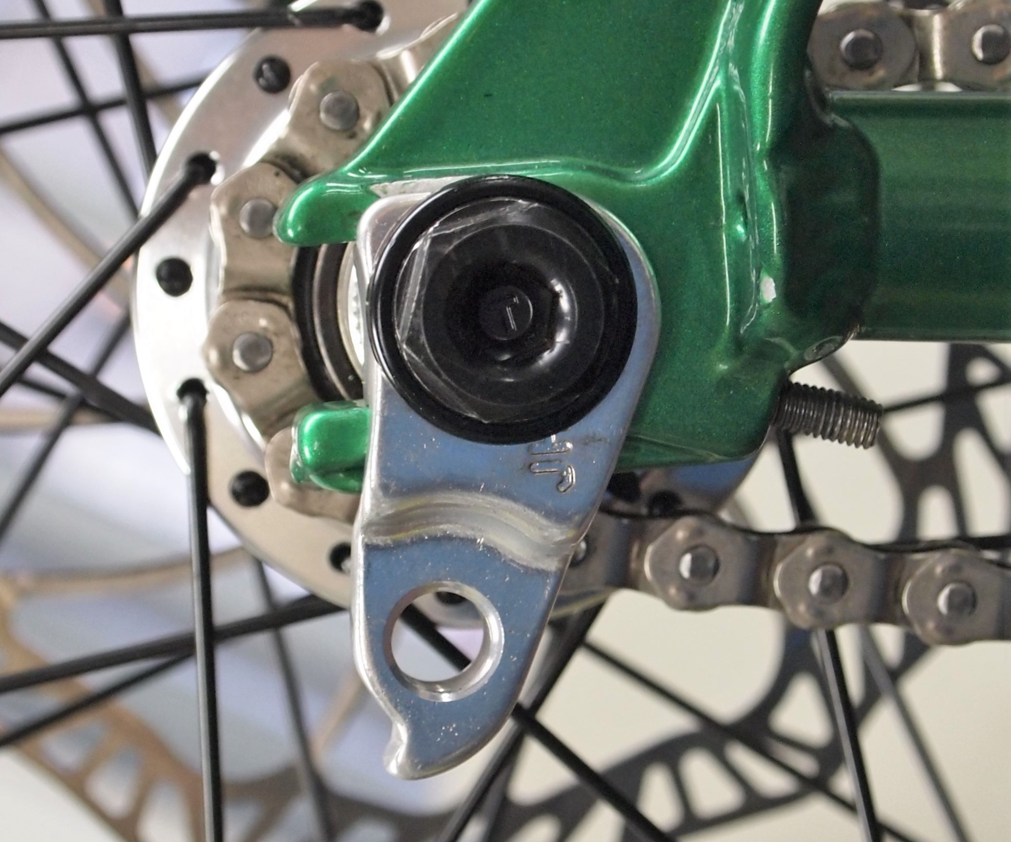 GT LA BOMBA ディレーラーハンガーキットの紹介