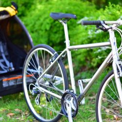 シェファードシティに自転車用ベビーカーを組み合わせた保育園通園セットを発売