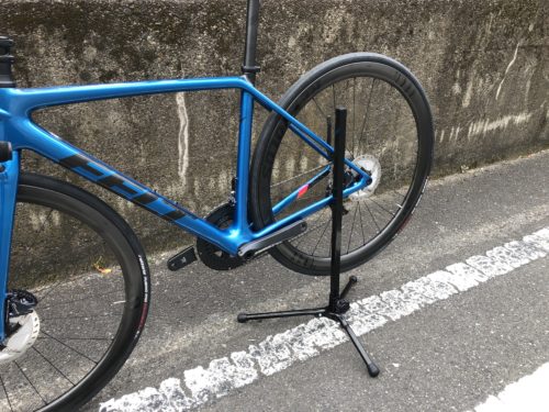 サイクルデザインの折り畳み式メンテナンススタンドの紹介