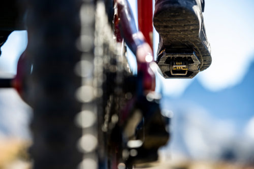 クランクブラザーズ シューズのPOP-UPを東京都瑞穂町で開…