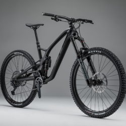 GT　エンデューロ向けMTB「フォースカーボン29フレーム」の販売を開始