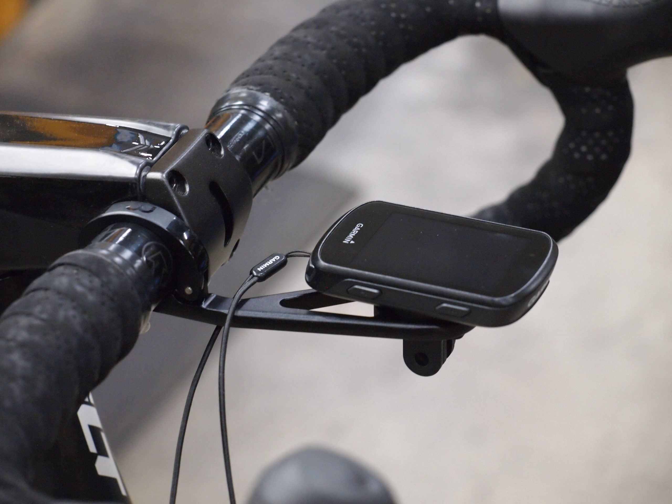 GARMIN/WAHOO/MIOのサイクルコンピューター＆アクションカメラ対応マウントBBB ERGOMOUNT DUO の紹介