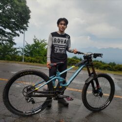 Crankbrothersサポートライダー | MTB DH・Enduro　山本一晴選手のご紹介