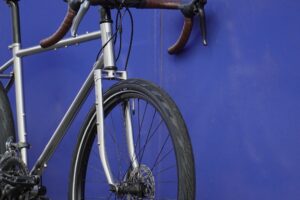 ついに出た！SERFAS 27.5スリックタイヤ