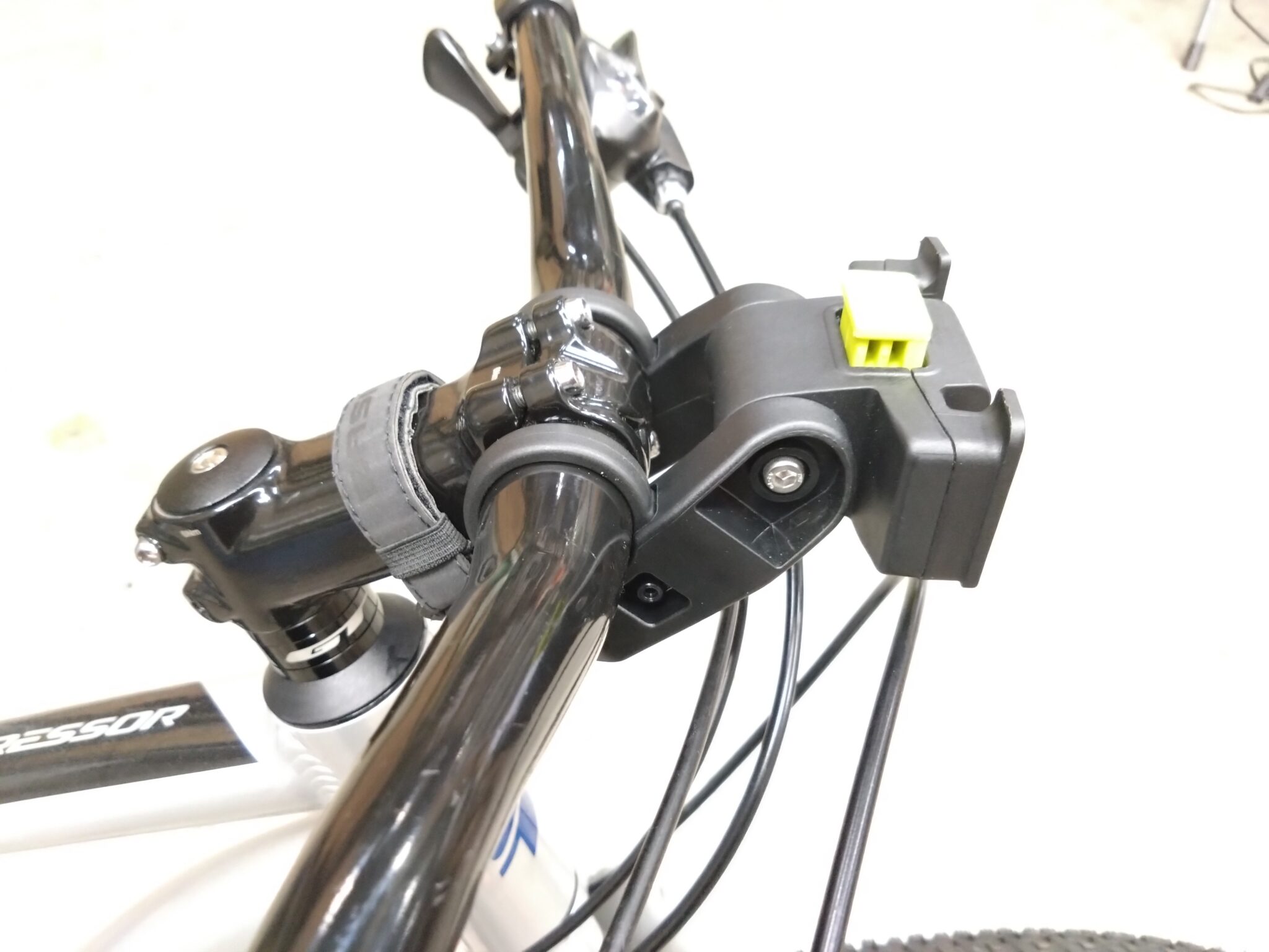 使いたいときだけ・・・「スポーツバイクにも前カゴを・・・」の話し（BASILクリックフィックス編）