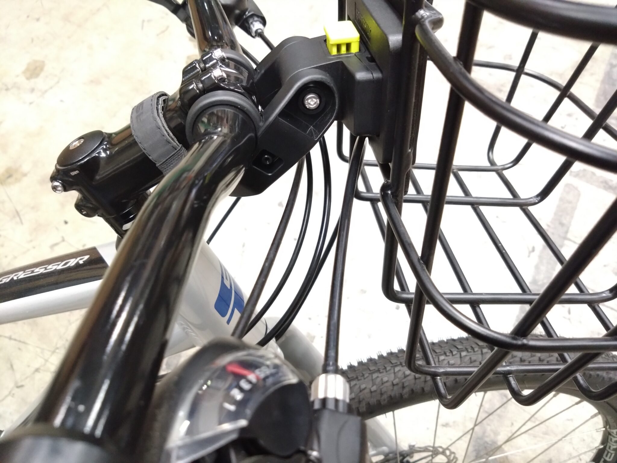 使いたいときだけ・・・「スポーツバイクにも前カゴを・・・」の話し（BASILクリックフィックス編）