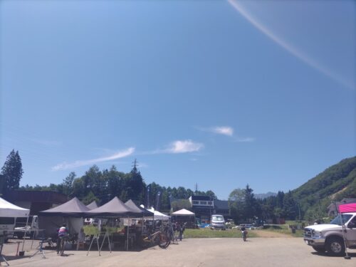 ダウンヒルシリーズ＃4　白馬岩岳　出展＆レースレポート