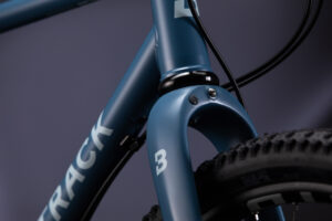BOMBTRACK ブランドロゴをリニューアルした2024モデルを公開