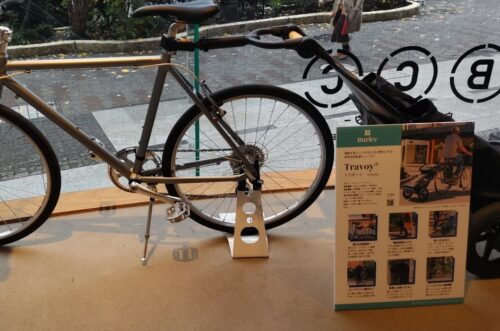 自転車文化センター「自転車で運ぶ！」展にてBurley製品を展示　12/13～3/31