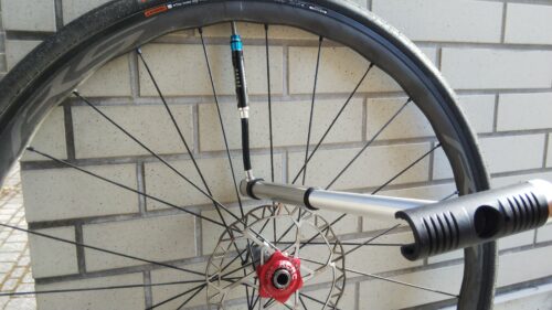 必要十分な全体のバランス性も優れた携帯ポンプ　Crankbr…