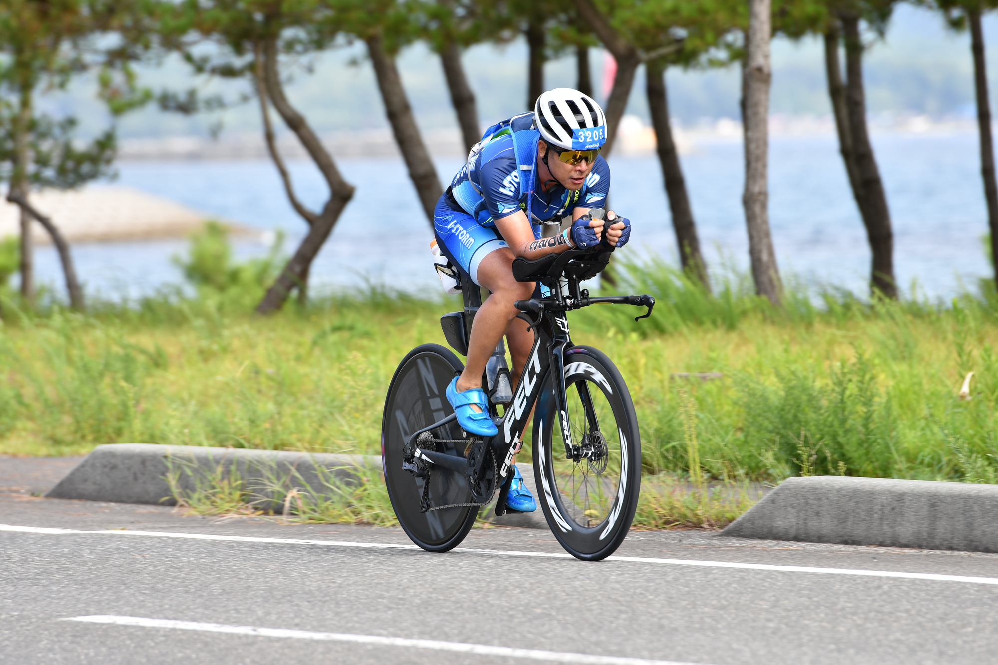 受渡者決定)トライアスロン/ロードバイク