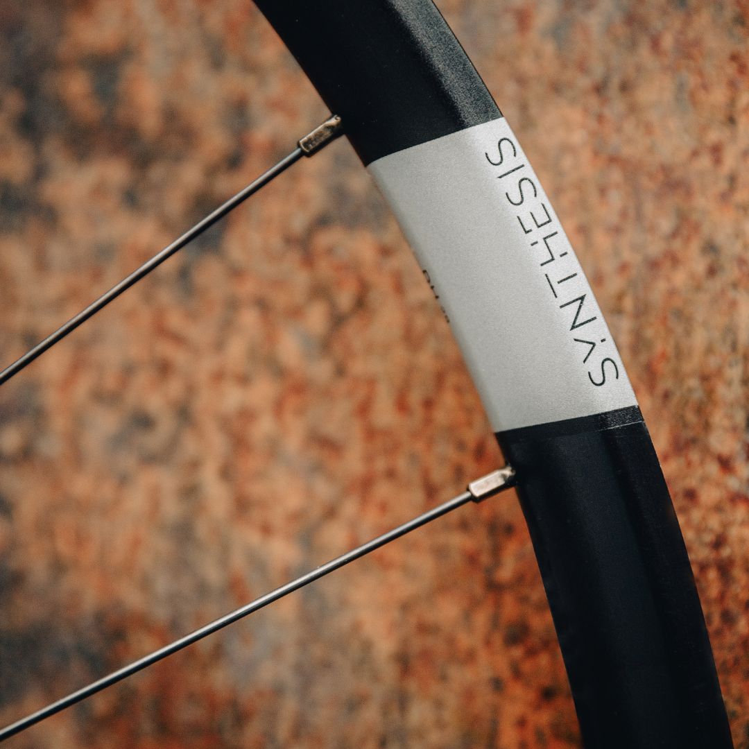 826257_SYNTHESIS20ALLOY202