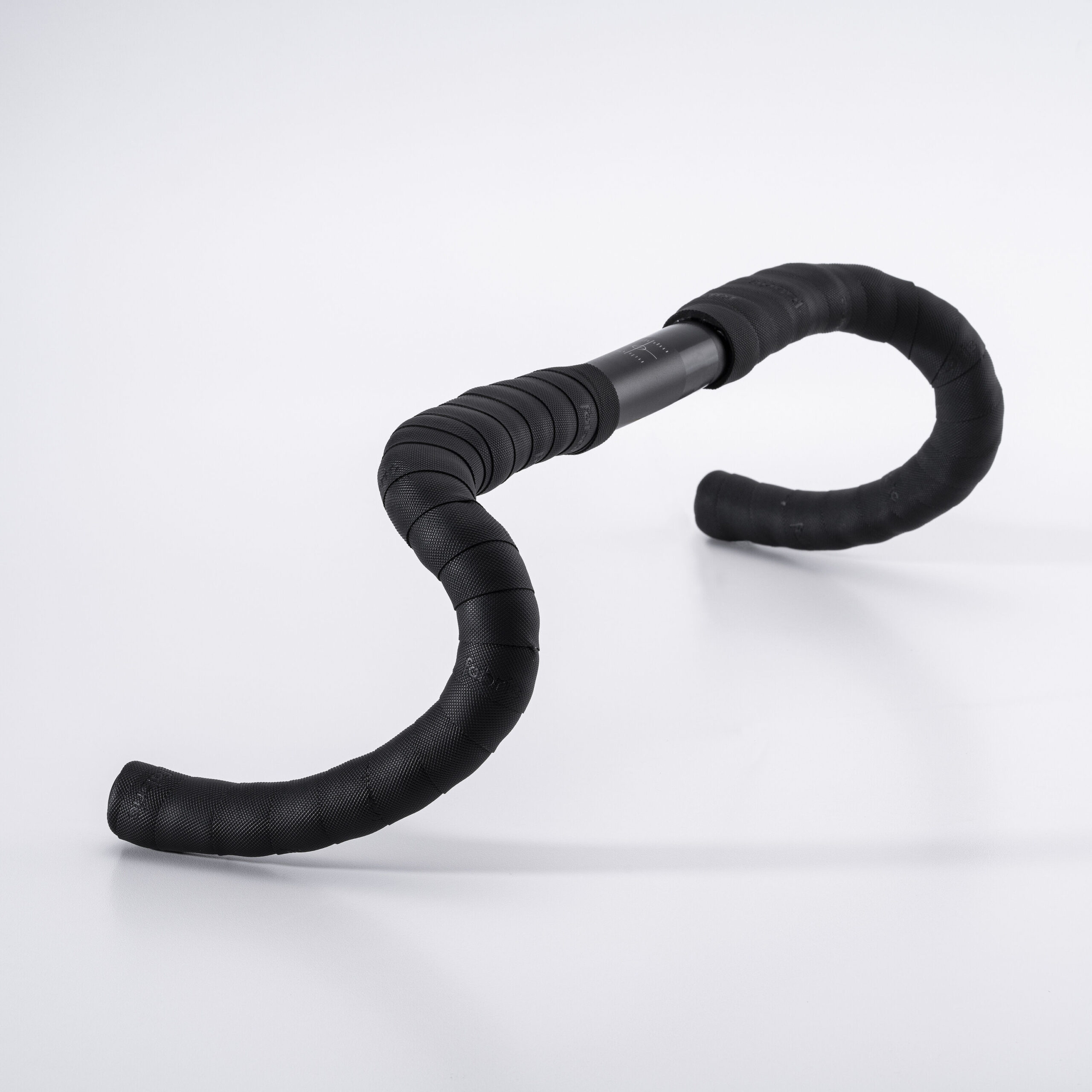 Feature_402977020201_FHT-02_Knurl_black_assembled-large-2