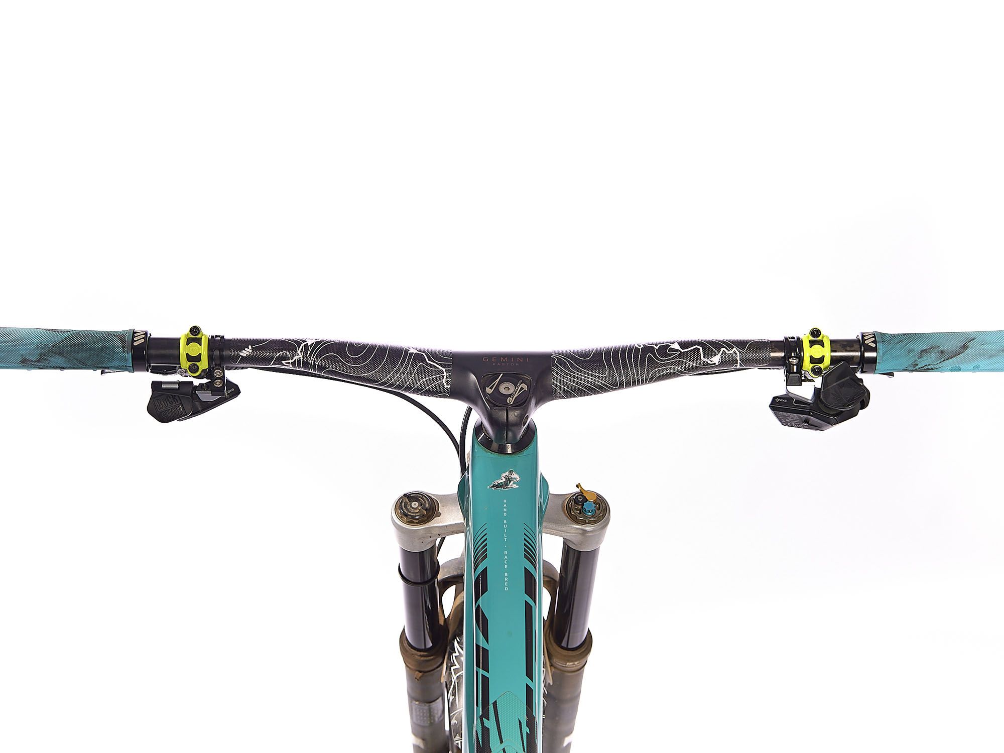 035792_AMS-Handlebarguard-Tracks_3