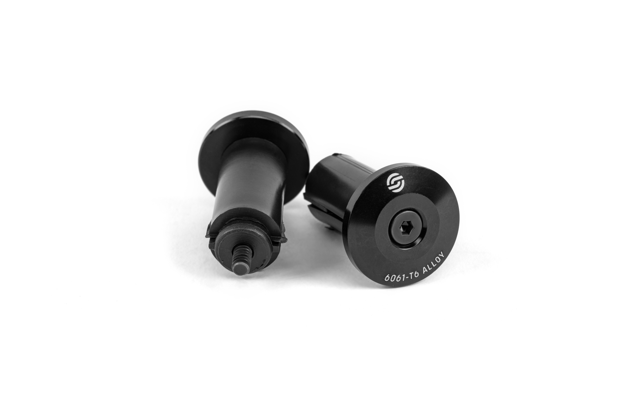 611702_SALT_SIMPLE_Barend_blk_4055822529525_web_1