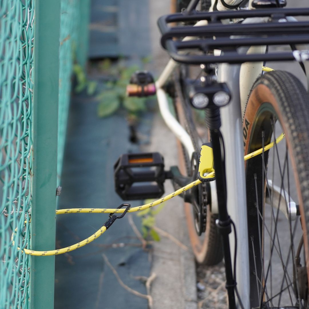 030431203