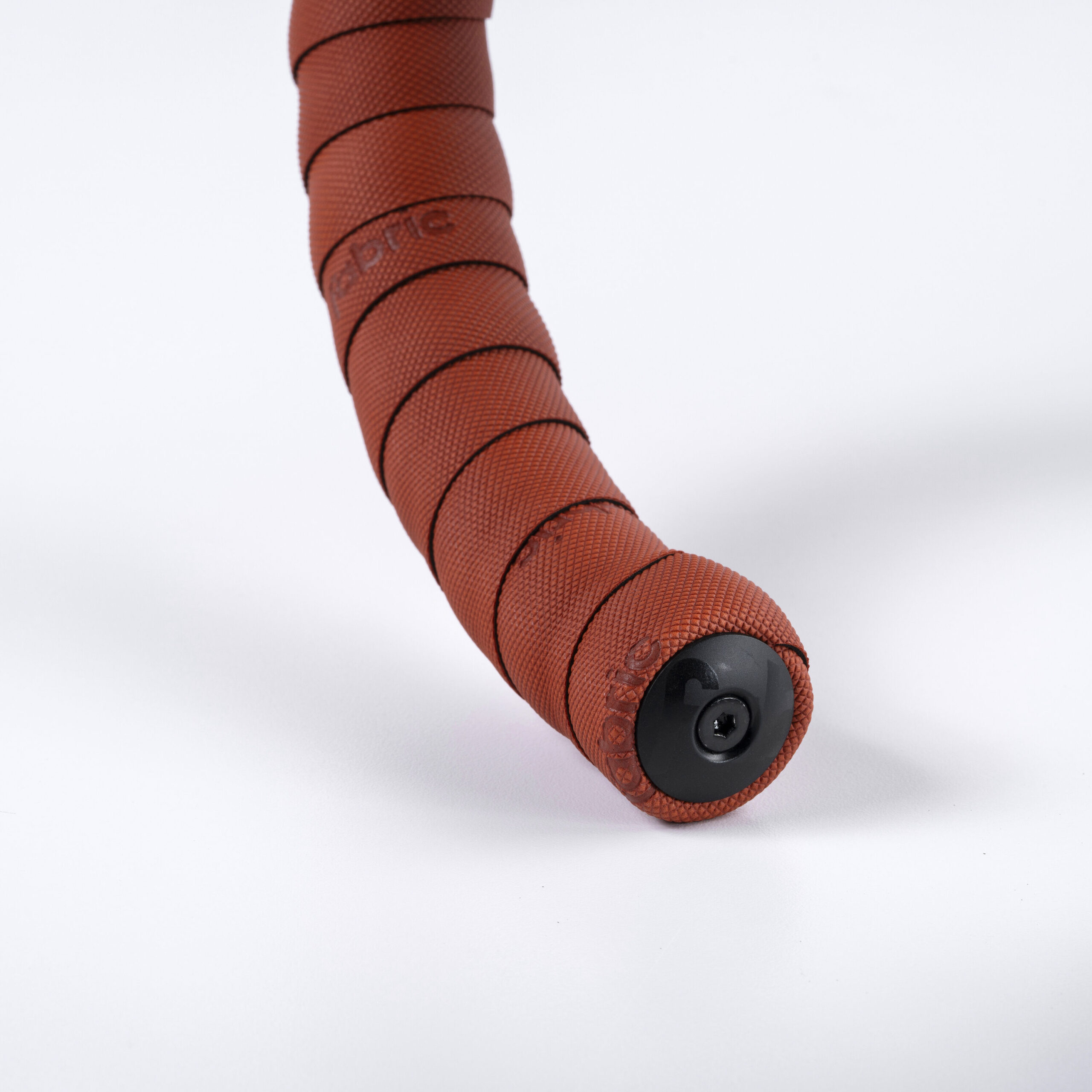 Feature_402977030313_FHT-03_Knurl-Gravel_crimson-red_assembled-end-plug-large-1