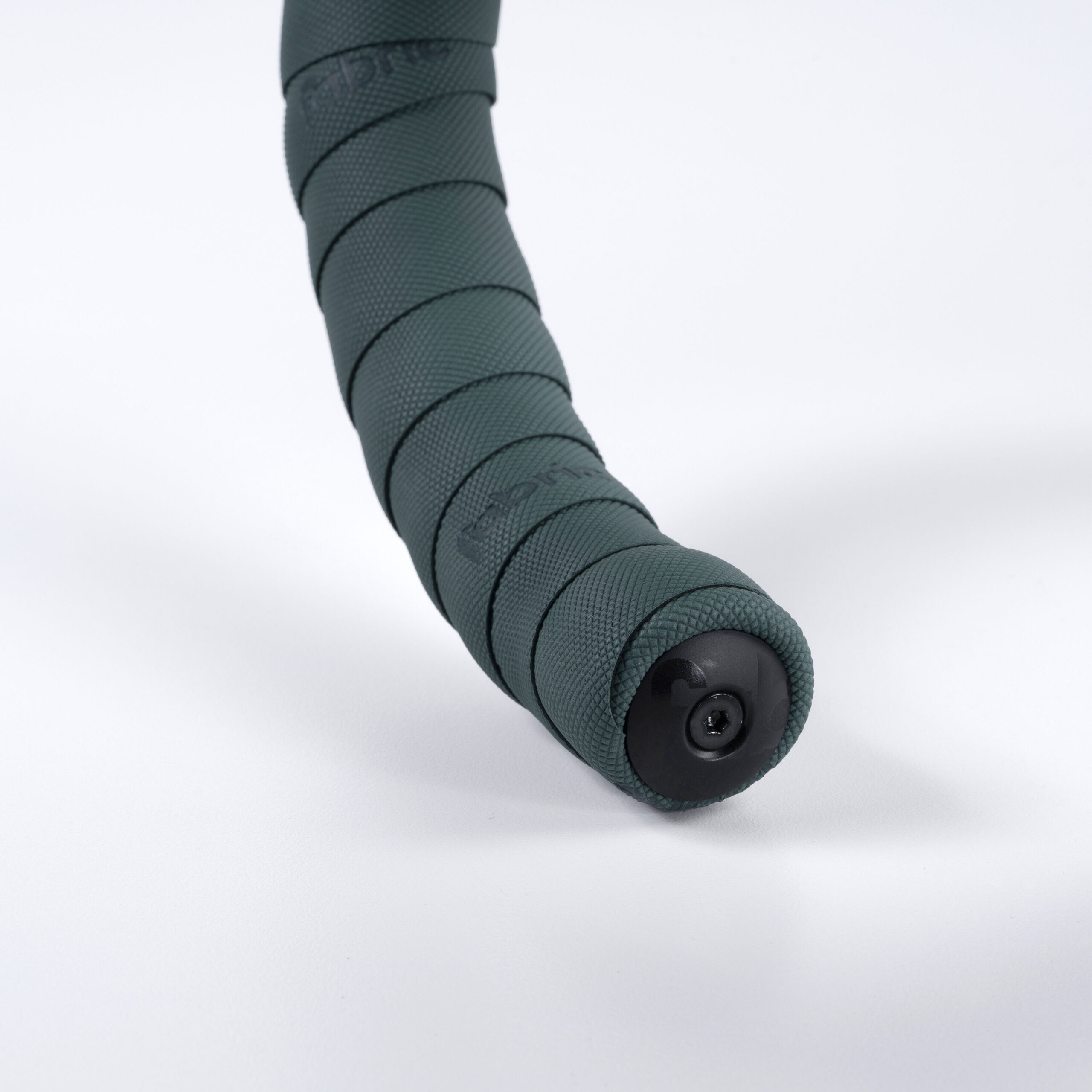 Feature_402977030314_FHT-03_Knurl-Gravel_moss-green_assembled-end-plug-large-1